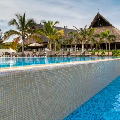 Piscina ESTELAR Playa Manzanillo Colombia - Cartagena Piscina ESTELAR Playa Manzanillo Colombia - Cartagena